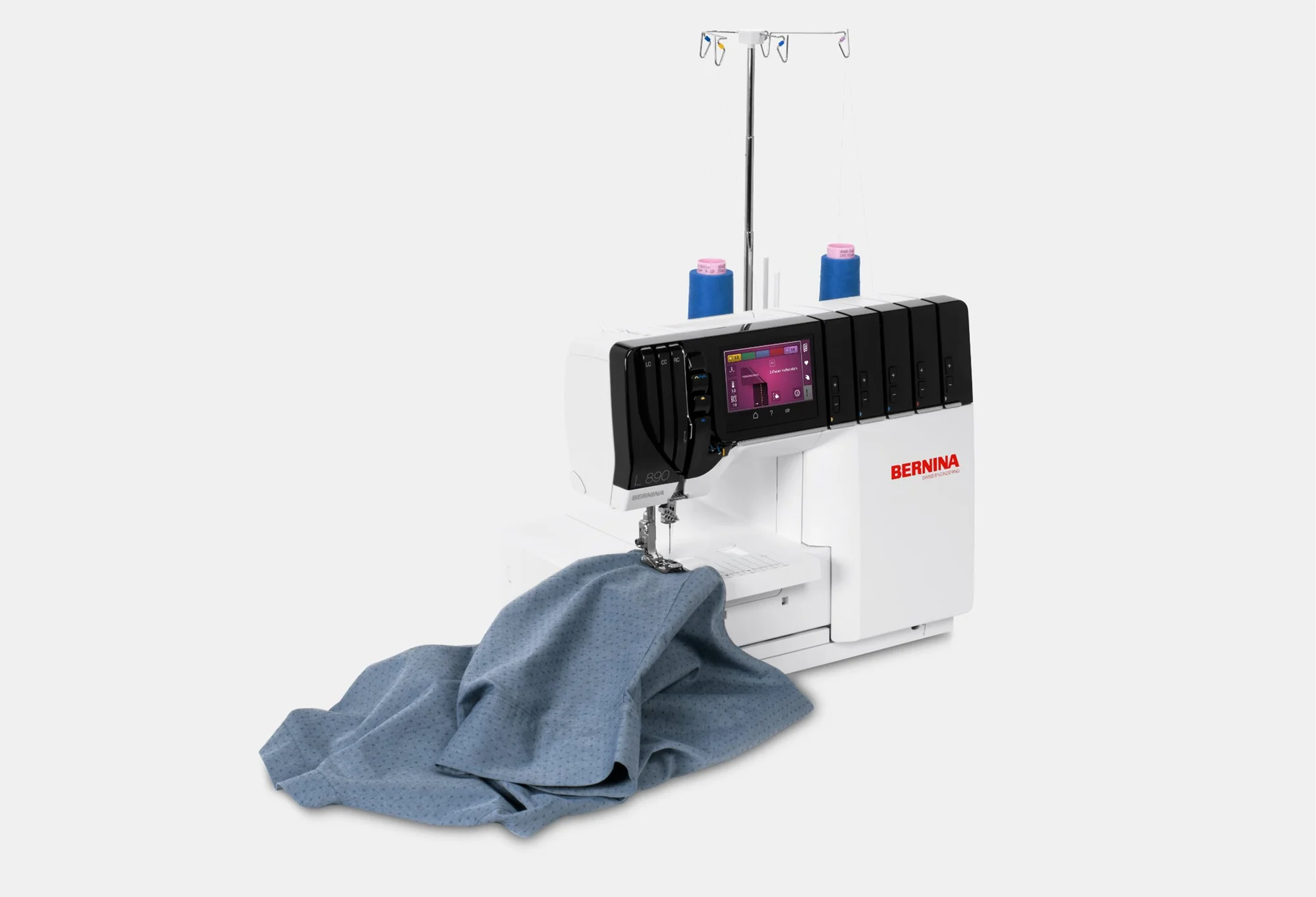 BERNINA L 890